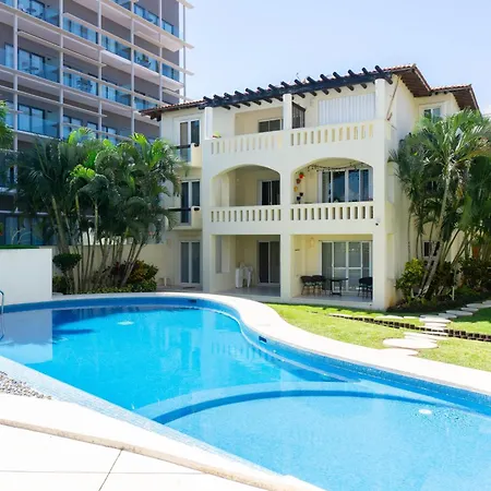 Luna Maya 1 Condo
